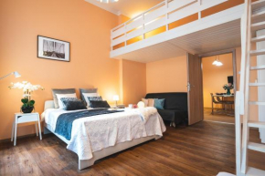 Отель Central Ruterra 3 BDR Apartment  Прага